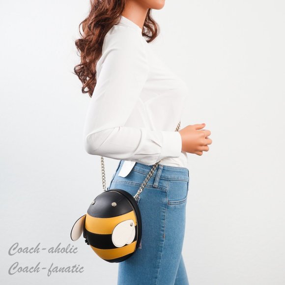 Marque Kate Spade New YorkKate Spade Honey Bee Leather Crossbody Bag Black Yellow Novelty Collection